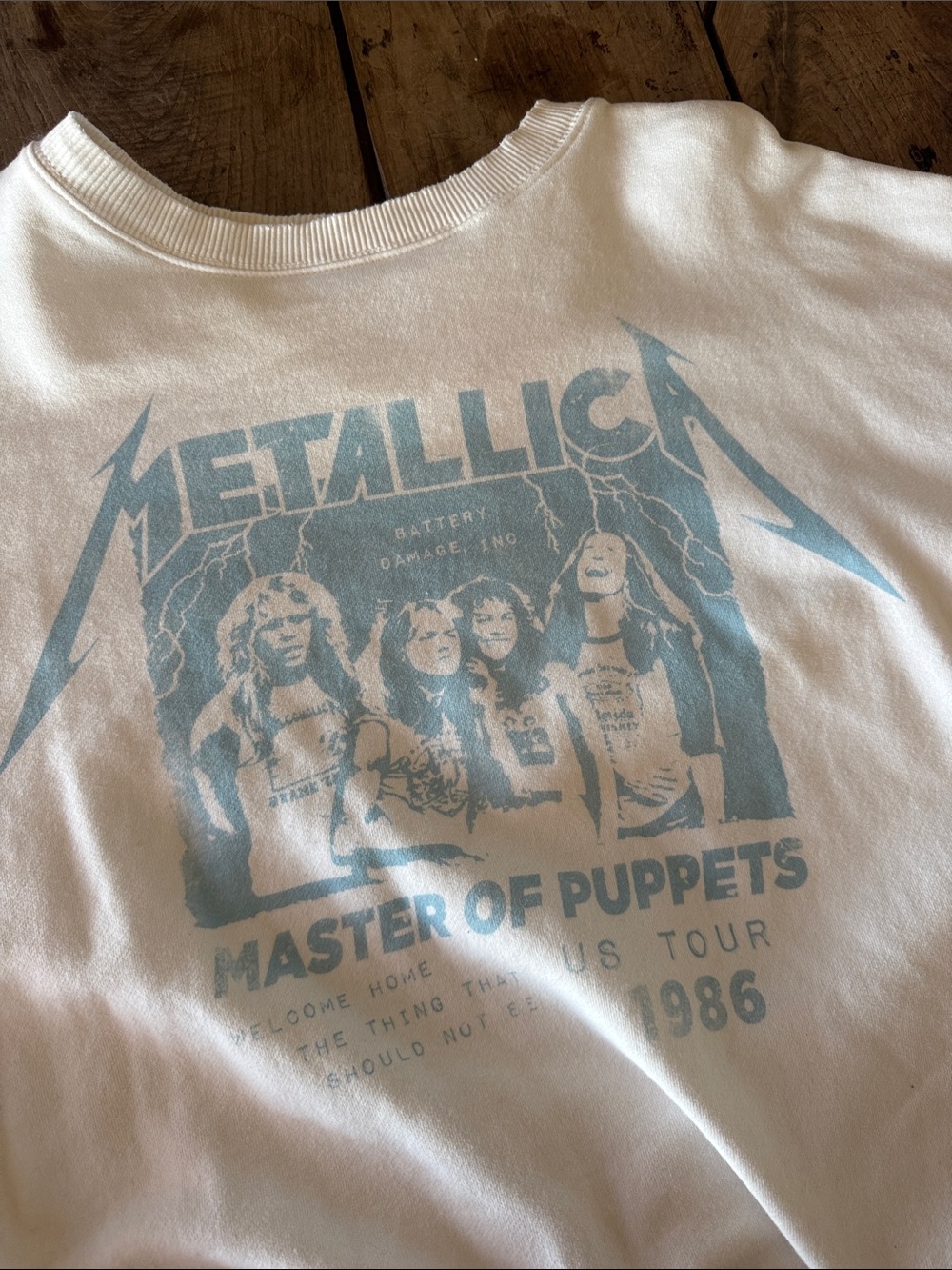 American Eagle Metallica Master Puppets Graphic Distressed oversized sweatshirt - Picture 8 of 8